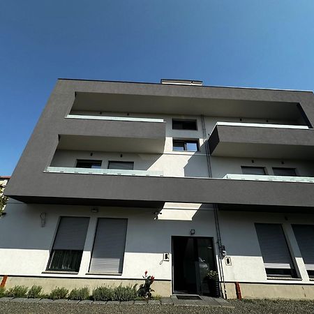 Rmr Luxury Apartaments 티미쇼아라 외부 사진
